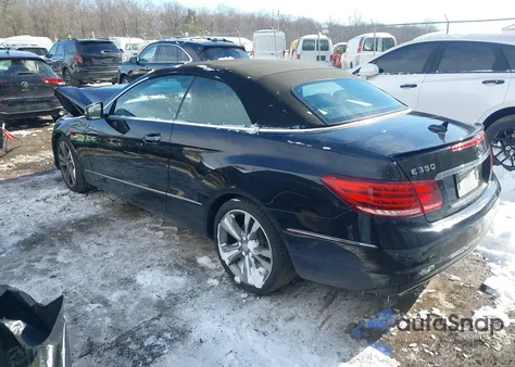 2014 Mercedes-Benz E 350 z USA, uszkodzony, nr VIN WDDKK5KFXEF229121